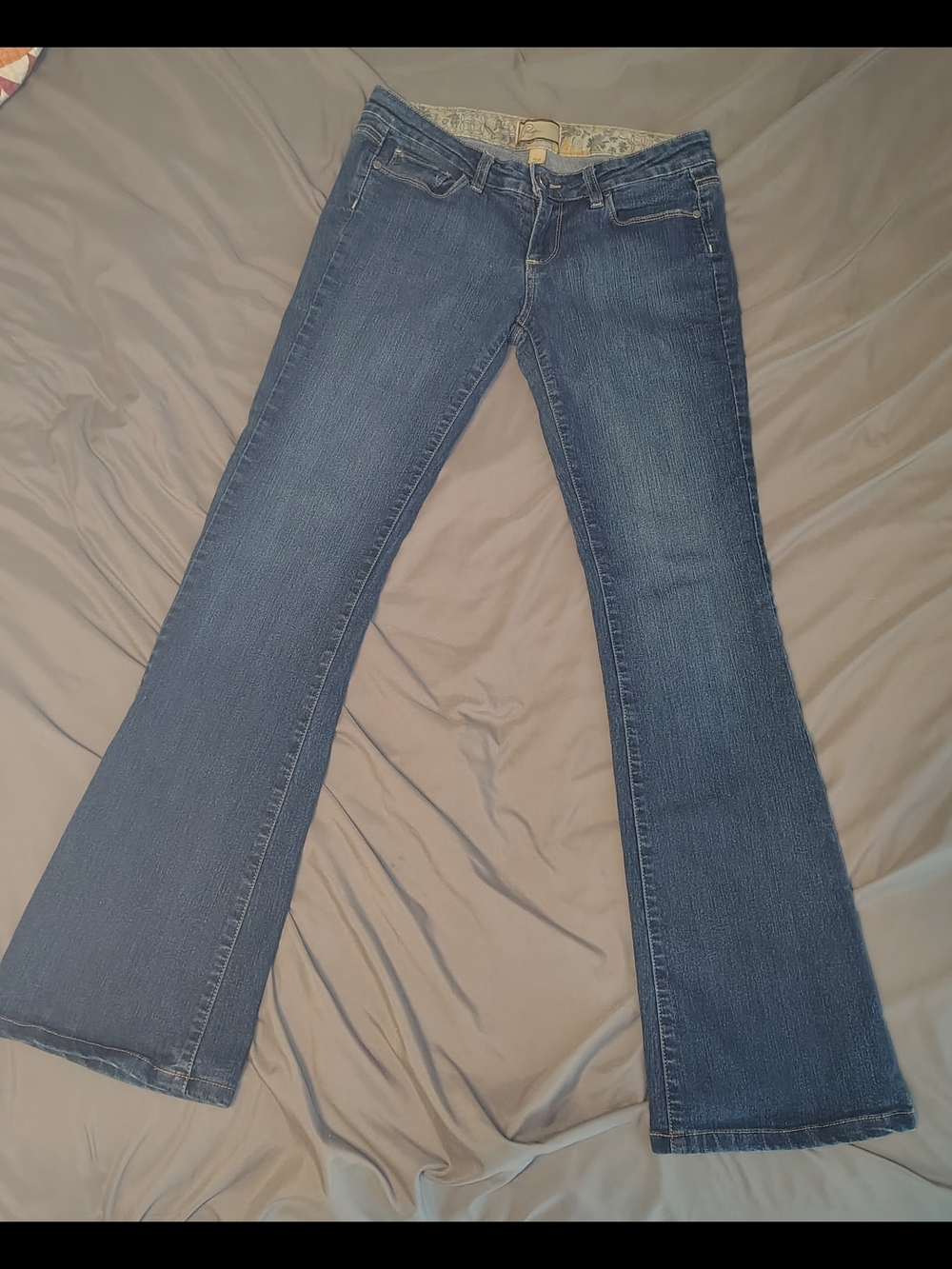 PAIGE Canyon Bootcut Blue Jeans
